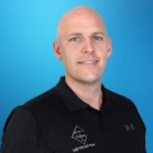 image of agent Justin Stricker